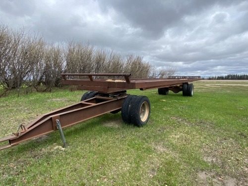 HEAVY DUTY BALE TRAILER ( 17 BALES)