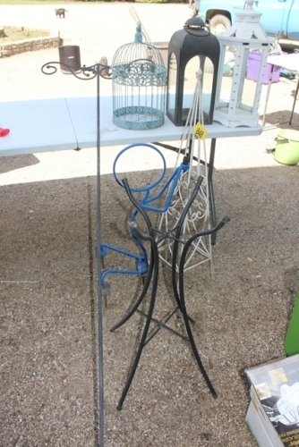 GARDEN DECOR